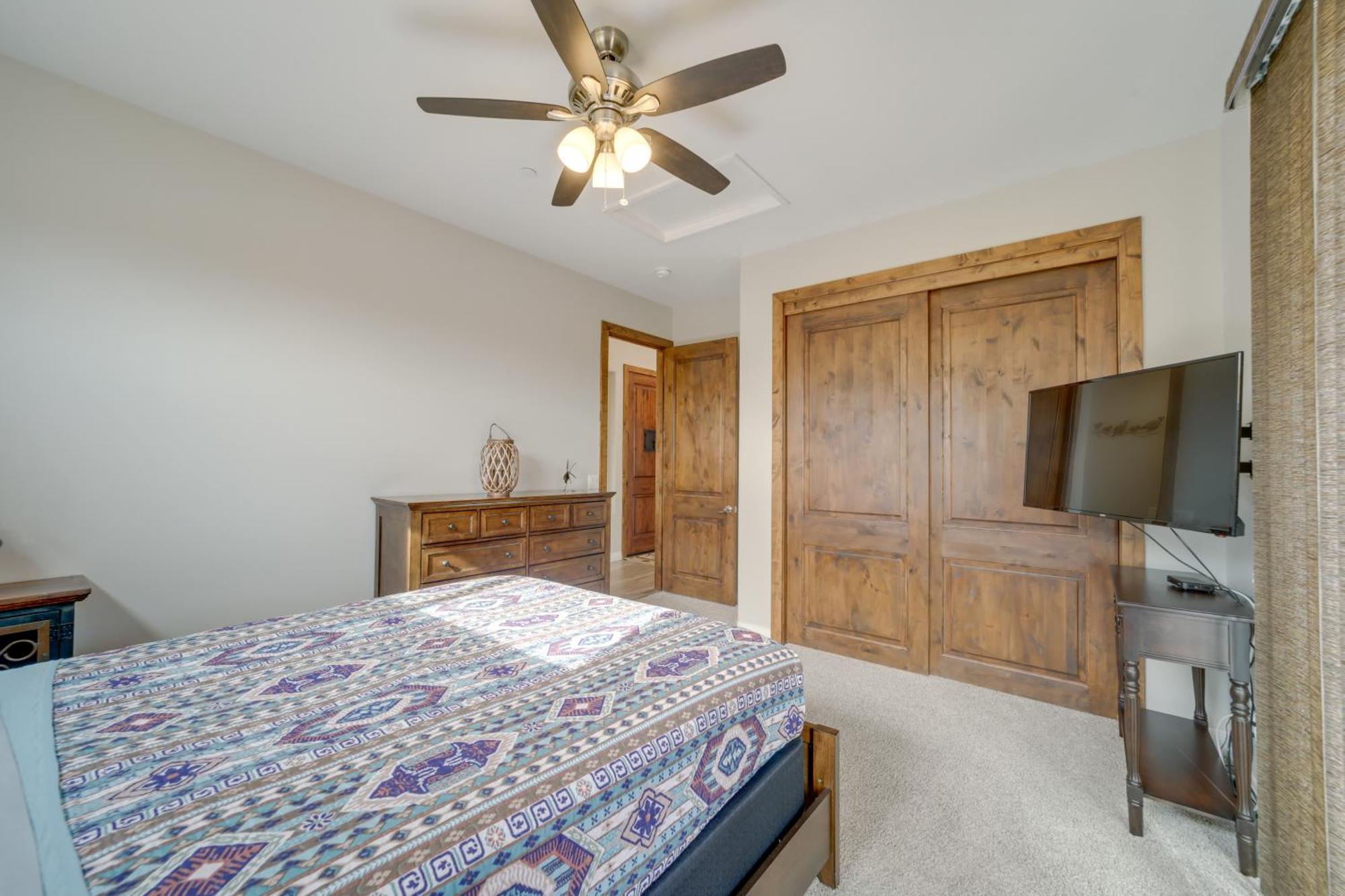 Red Rock Dog-Friendly Home Near Hiking Trails! セドナ エクステリア 写真