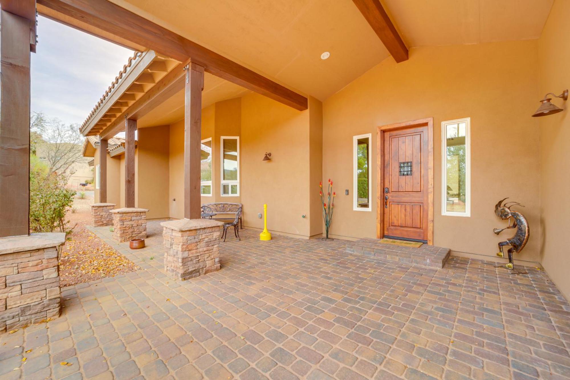 Red Rock Dog-Friendly Home Near Hiking Trails! セドナ エクステリア 写真