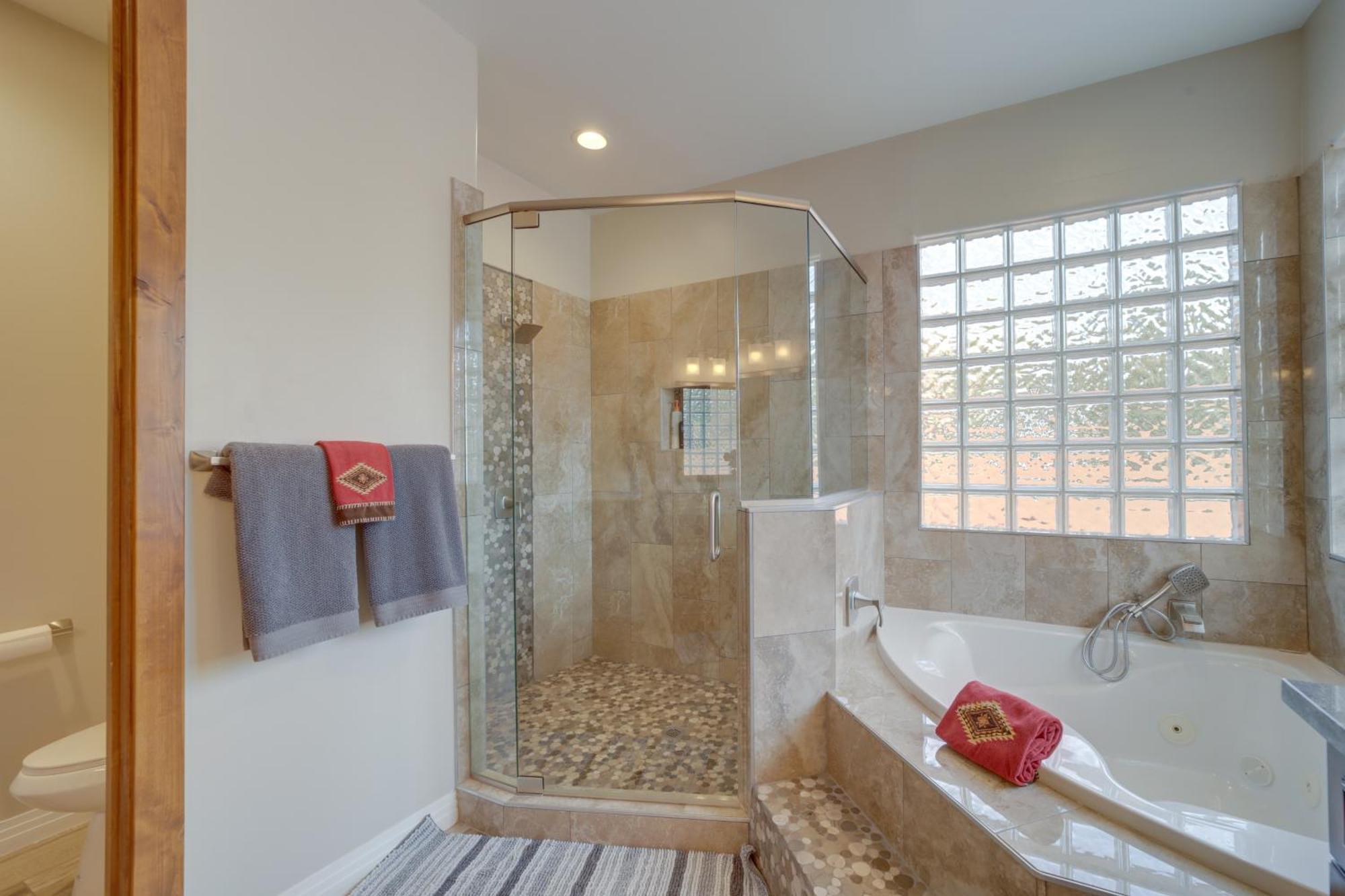 Red Rock Dog-Friendly Home Near Hiking Trails! セドナ エクステリア 写真