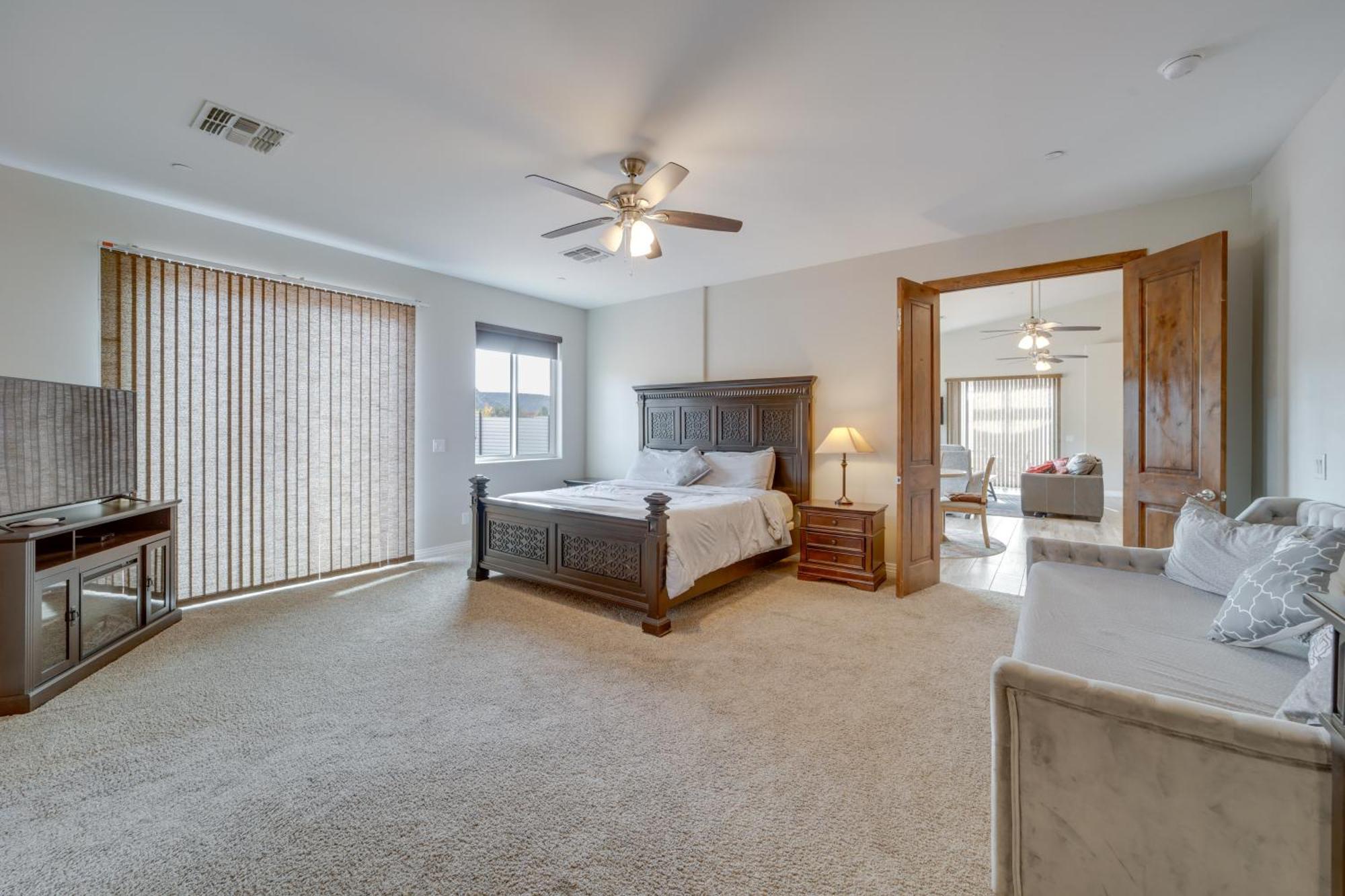 Red Rock Dog-Friendly Home Near Hiking Trails! セドナ エクステリア 写真