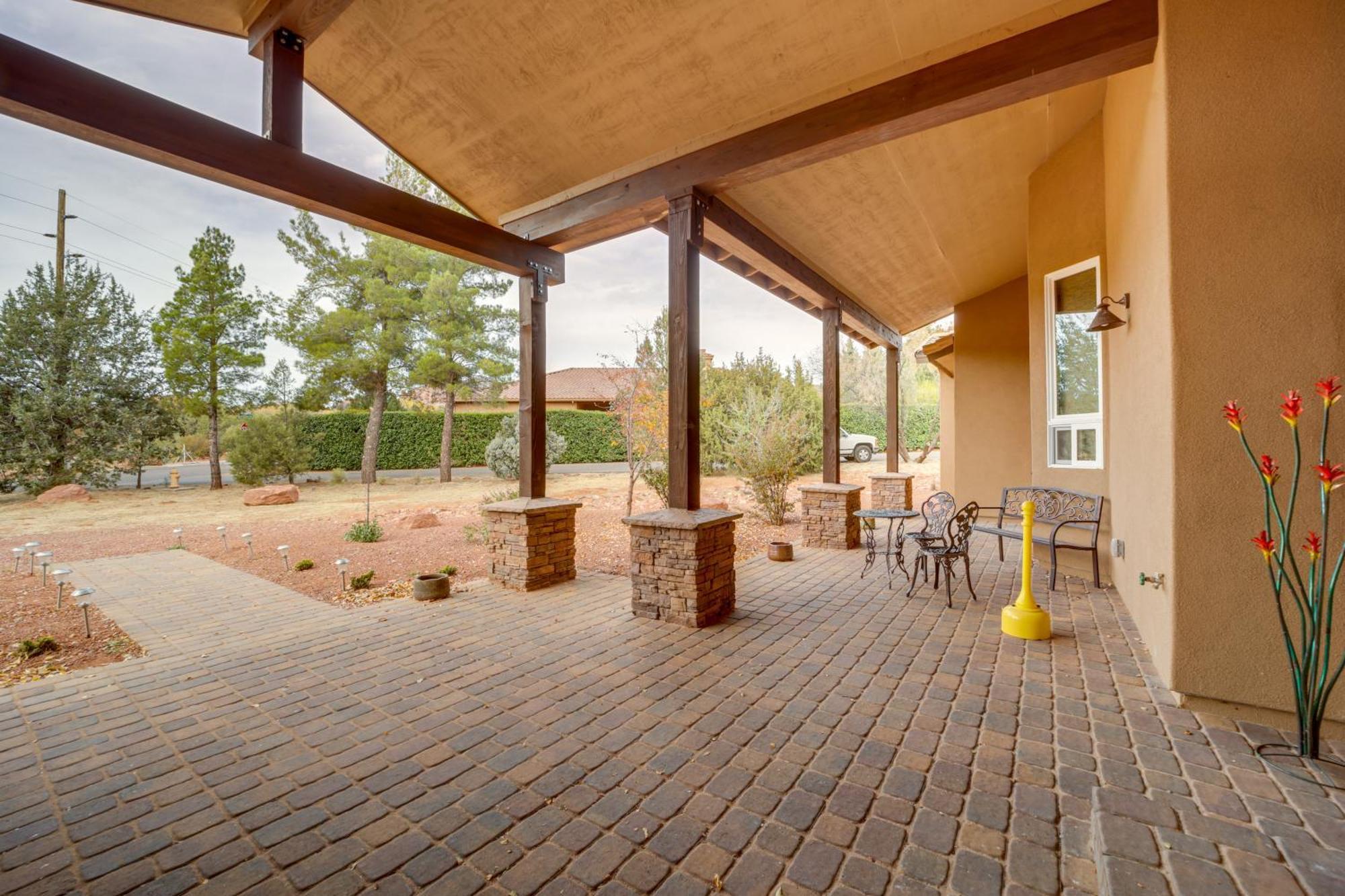 Red Rock Dog-Friendly Home Near Hiking Trails! セドナ エクステリア 写真
